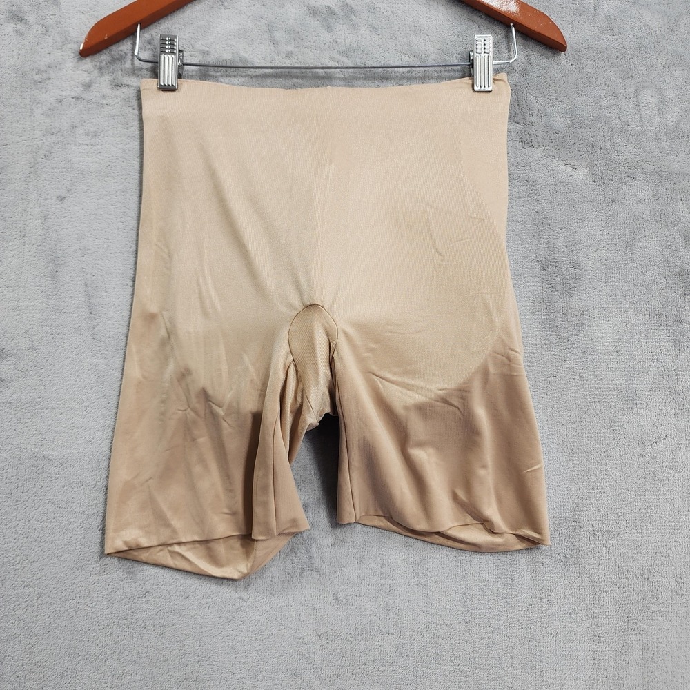NEW Spanx Shapewear Shorts Womens M Beige Booty Booster High Waist Mid Thigh